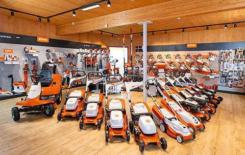 Motorger�te Scheffels Ladenansicht